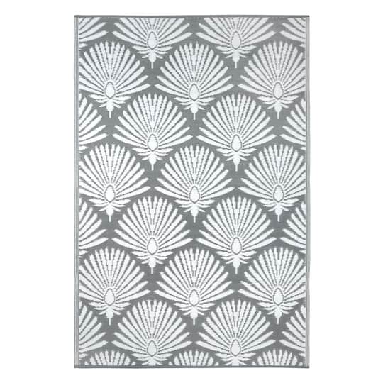 Gray Palm Outdoor Rug by Ashland&#xAE;, 4ft. x 6ft.